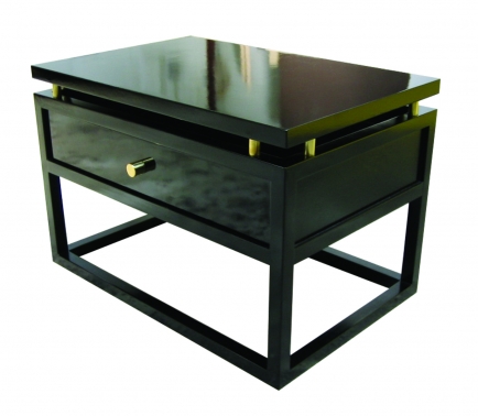 /home/users/web/b2348/moo.cdziewior/images/pics/resized/199_LACQUERED TABLE WITH DRAWER.jpg